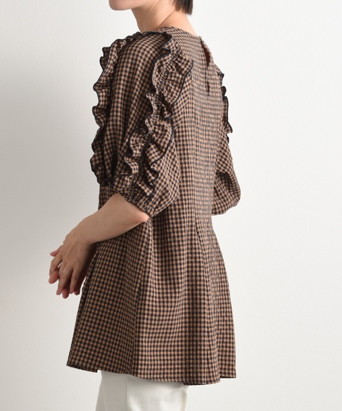 INTERPLANET（インタープラネット）の「ワッシャーギンガムチェックフリルボリューム袖プルオーバー（シャツ/ブラウス・レディース・ブラウン/ネイビー・FREE）」の9枚目の写真