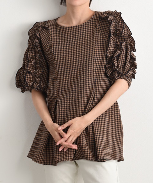 INTERPLANET（インタープラネット）の「ワッシャーギンガムチェックフリルボリューム袖プルオーバー（シャツ/ブラウス・レディース・ブラウン/ネイビー・FREE）」の13枚目の写真