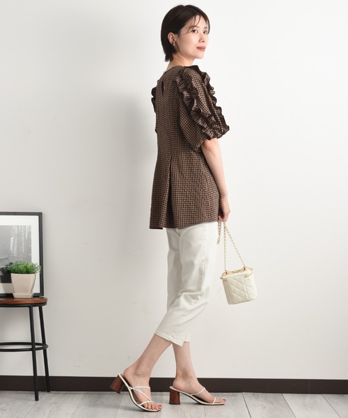 INTERPLANET（インタープラネット）の「ワッシャーギンガムチェックフリルボリューム袖プルオーバー（シャツ/ブラウス・レディース・ブラウン/ネイビー・FREE）」の6枚目の写真