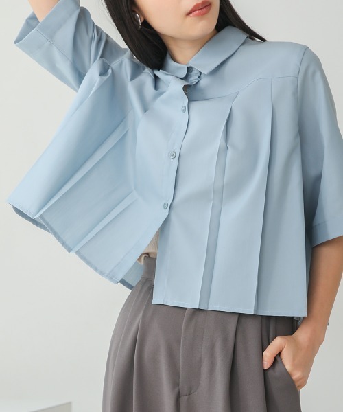 Bab(バブ)の「プリーツシャツブラウス(シャツ/ブラウス・レディース・サックスブルー/オフホワイト/グレイッシュベージュ・M)」の3枚目の写真