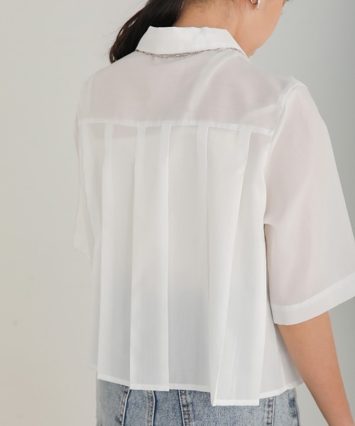 Bab(バブ)の「プリーツシャツブラウス(シャツ/ブラウス・レディース・サックスブルー/オフホワイト/グレイッシュベージュ・M)」の10枚目の写真