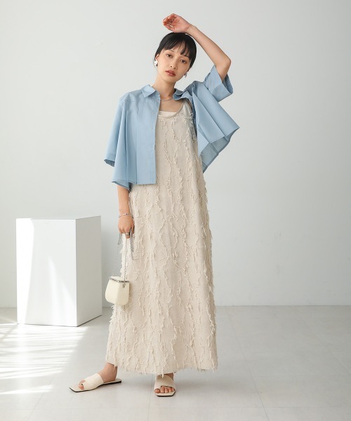 Bab(バブ)の「プリーツシャツブラウス(シャツ/ブラウス・レディース・サックスブルー/オフホワイト/グレイッシュベージュ・M)」の17枚目の写真