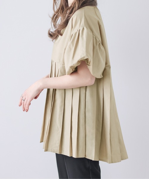 La-gemme(ラジェム)の「パフ袖プリーツ切替バンドカラーシャツ(シャツ/ブラウス・レディース・ベージュ/ピンク/ホワイト/ブラック・フリー)」の10枚目の写真