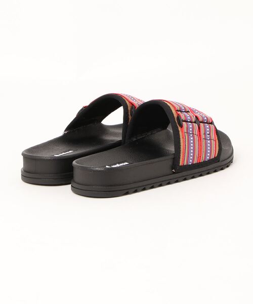 チャイハネ（チャイハネ）の「【チャイハネ】クロステープサンダル（サンダル・レディース・ブラック×グリーン/キャメル・M/L）」の3枚目の写真