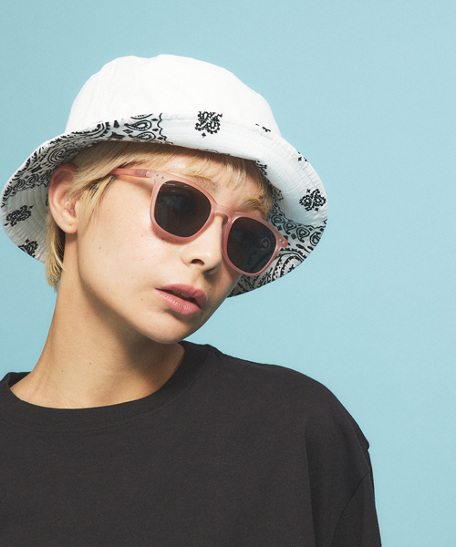 IZIPIZI（イジピジ）の「IZIPIZI/イジピジ　SUN #E / ウェリントン型（サングラス・メンズ・ブラック/ネイビー/カーキ/ピンク/イエロー/その他1/その他2/その他3/シルバー/その他4/ゴールド・フリー）」の5枚目の写真