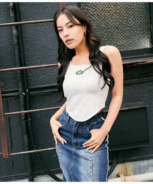 ANAP（アナップ）の「NFL×ANAPコルセットデザインタンクトップ（タンクトップ・レディース・ブラック/オフホワイト/モスグリーン・FREE）」の13枚目の写真