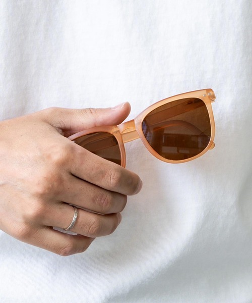 Rocky Monroe（ロッキーモンロー）の「ウェリントン型UVカット折りたたみサングラス（サングラス・メンズ・ピンク/ブラウン/イエロー/ブラック/ライトピンク・FREE）」の20枚目の写真