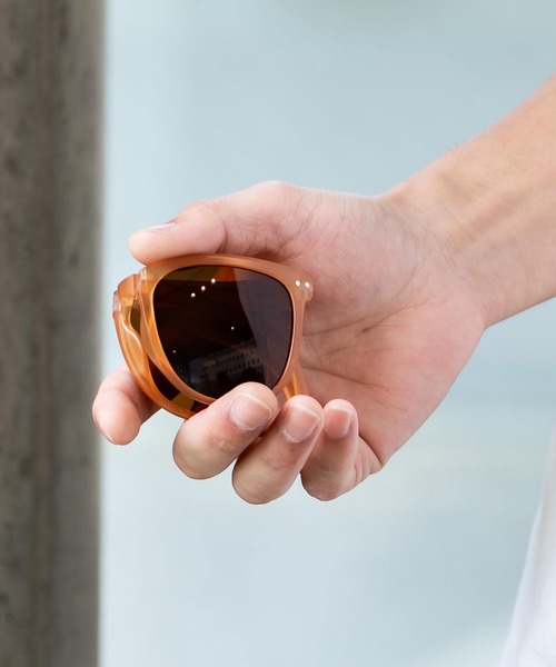 Rocky Monroe（ロッキーモンロー）の「ウェリントン型UVカット折りたたみサングラス（サングラス・メンズ・ピンク/ブラウン/イエロー/ブラック/ライトピンク・FREE）」の21枚目の写真