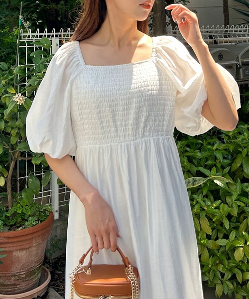 INGNI（イング）の「Backリボンスクエアネックバルーンスリーブ