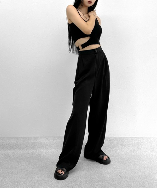 LVEU.(ラブユ.)の「Asymmetric ring design bra tank top / アシンメトリーリングデザインブラタンクトップ(タンクトップ・レディース・ブラック・FREE)」の12枚目の写真