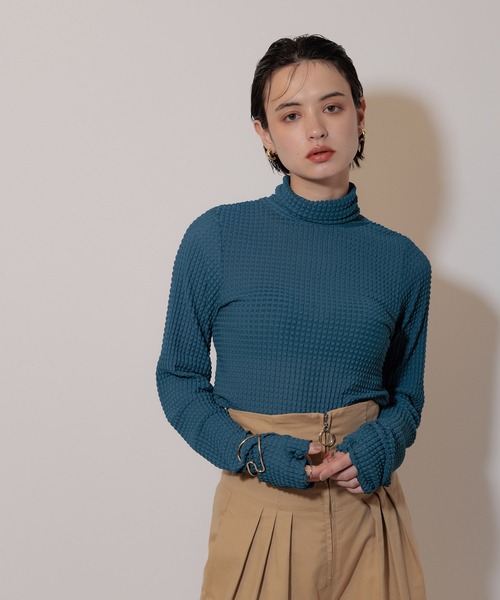 Limue（リミュ）の「メロウシャーリングトップス（Tシャツ/カットソー・レディース・チャコールグレー/アイボリー/ダークブルー・FREE）」の3枚目の写真