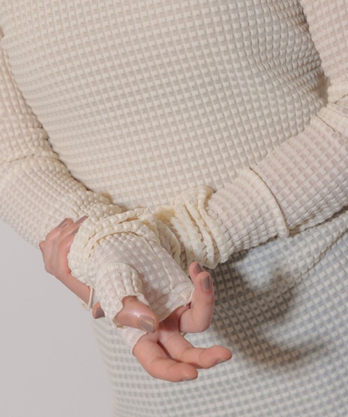 Limue（リミュ）の「メロウシャーリングトップス（Tシャツ/カットソー・レディース・チャコールグレー/アイボリー/ダークブルー・FREE）」の11枚目の写真