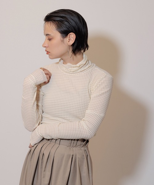 Limue（リミュ）の「メロウシャーリングトップス（Tシャツ/カットソー・レディース・チャコールグレー/アイボリー/ダークブルー・FREE）」の20枚目の写真