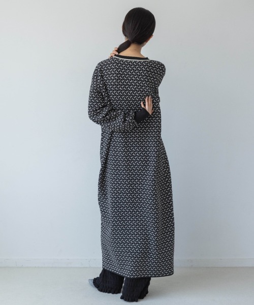 yuw（ユウ）の「ポコポコフリルニットパンツ　969799（その他パンツ・レディース・ブルー/ブラック・FREE）」の20枚目の写真