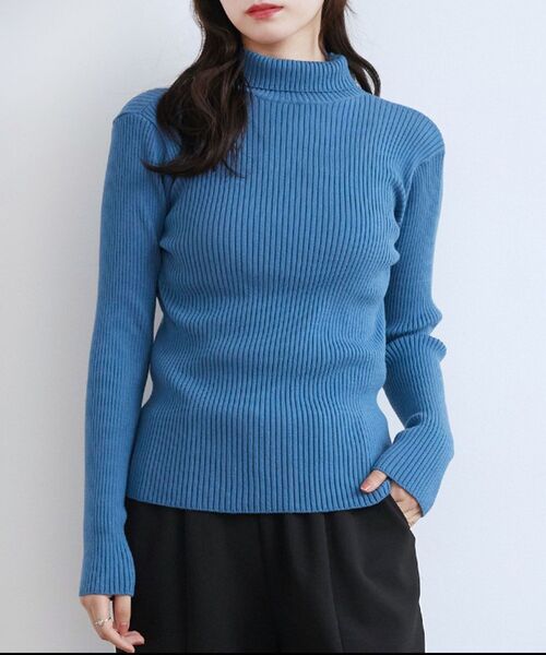 RETRO GIRL（レトロガール）の「リブタートルニット（ニット/セーター・レディース・ブラック/ブルー/オレンジ/ブラウン/ホワイト/グリーン・FREE）」の5枚目の写真