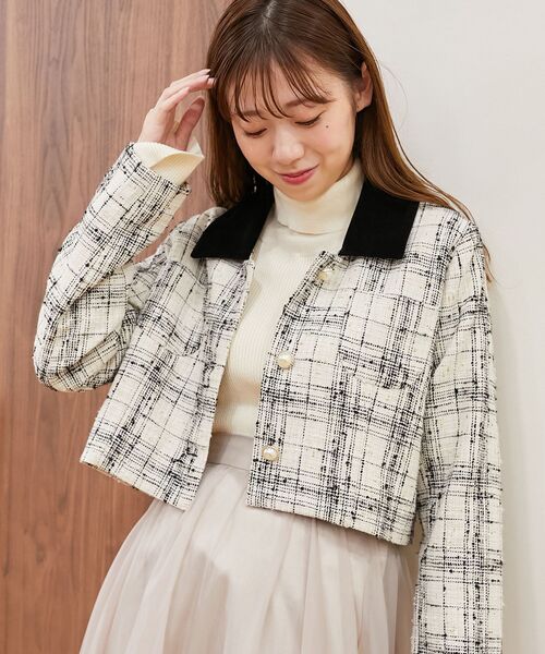 MAJESTIC LEGON(マジェスティックレゴン)の「twinkleショートジャケット(その他アウター・レディース・ホワイト系その他2/ブラック・MEDIUM)」の4枚目の写真