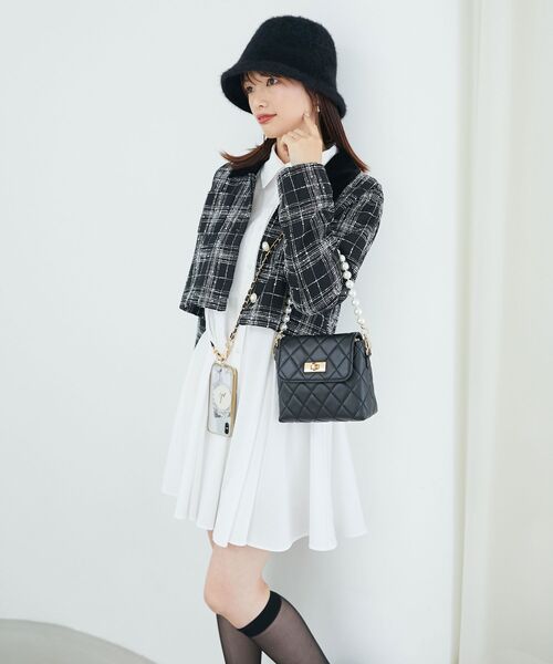 MAJESTIC LEGON(マジェスティックレゴン)の「twinkleショートジャケット(その他アウター・レディース・ホワイト系その他2/ブラック・MEDIUM)」の16枚目の写真