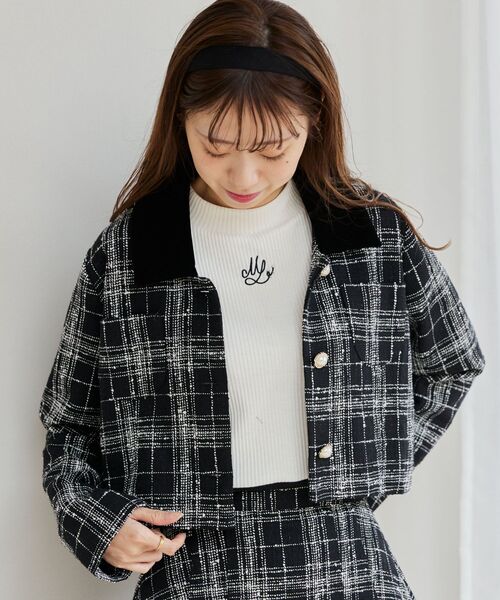 MAJESTIC LEGON(マジェスティックレゴン)の「twinkleショートジャケット(その他アウター・レディース・ホワイト系その他2/ブラック・MEDIUM)」の21枚目の写真