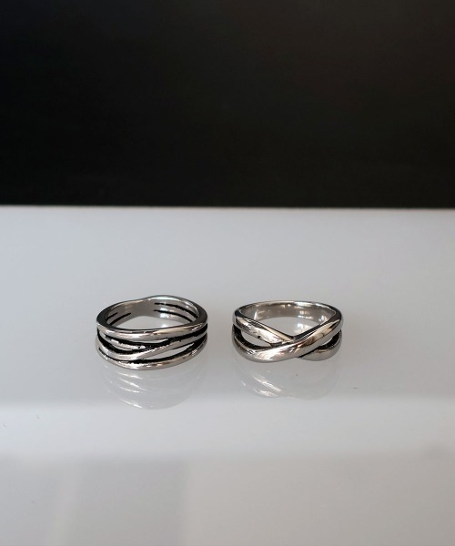 4INT.(フォイント)の「デザインリング / サージカルステンレス316L (金属アレルギー対応)(リング・メンズ・B/A・16号/18号)」の2枚目の写真