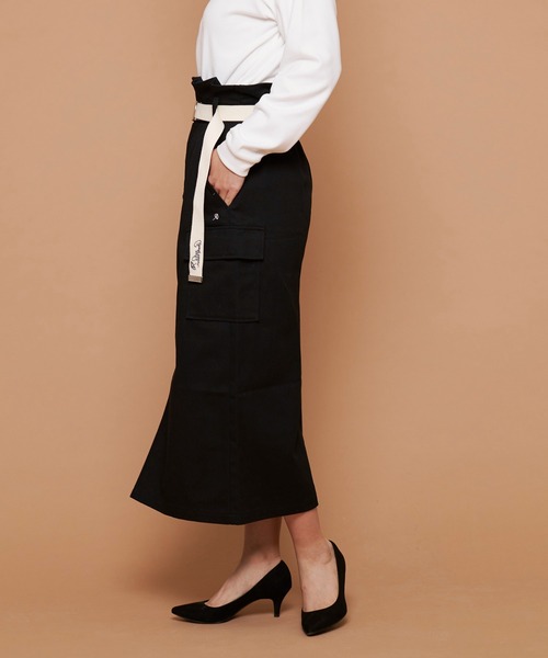 Arnold Palmer(アーノルドパーマー)の「ベルトセット ワークナロースカート(スカート・レディース・ブラック/ベージュ・S/M/L)」の11枚目の写真