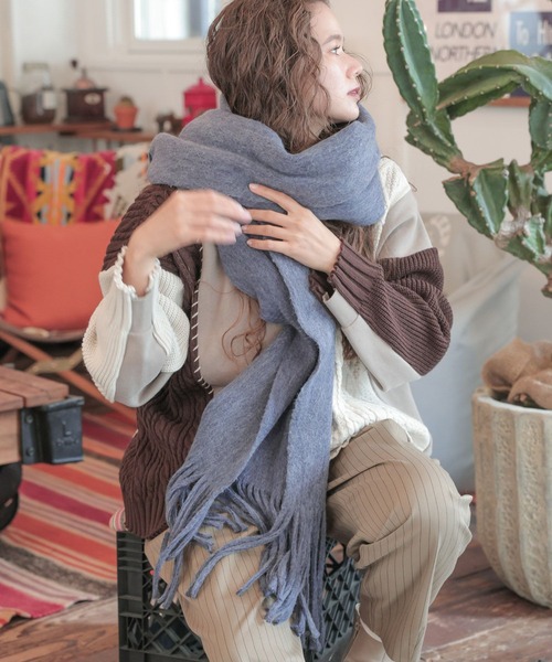 niko and（ニコアンド）の「オリジナルラッセルストール（ストール