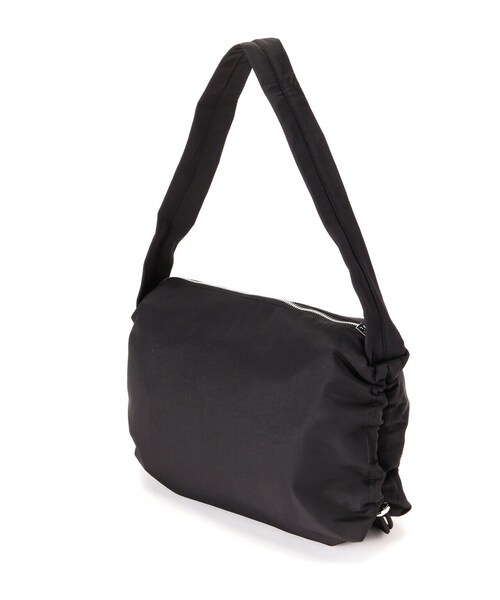 FREE'S MART(フリーズマート)の「サイドドローイングバッグ(ショルダーバッグ・レディース・ブラック/ホワイト・フリ-)」の4枚目の写真