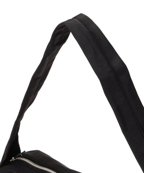 FREE'S MART(フリーズマート)の「サイドドローイングバッグ(ショルダーバッグ・レディース・ブラック/ホワイト・フリ-)」の5枚目の写真