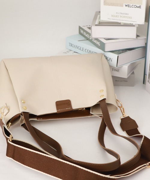 Miniministore（ミニミニストア）の「ショルダ ーバッグ 大容量 トートバッグ（ショルダーバッグ・レディース・ライトブラウン/アイボリー/ブラック/ブラウン・フリー）」の20枚目の写真