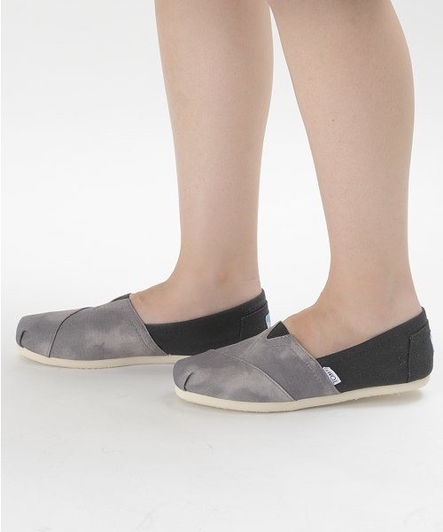 I.D.E.A international（イデアインターナショナル）の「《TOMS （トムス）》 S.CLASSICS_CV（スニーカー・レディース・ブラック/グリーン・24.5cm/22.5cm/23.5cm）」の10枚目の写真