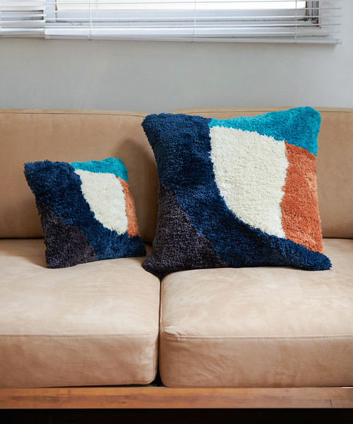 journal standard Furniture (ジャーナルスタンダードファニチャー)の「PICFAIR CUSHION ピクフェア クッションカバー 45cm(クッション/クッションカバー・レディース・ネイビー/イエロー・FREE)」の19枚目の写真