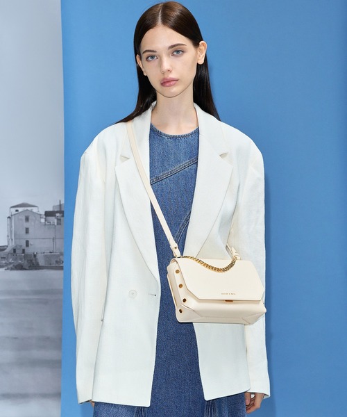 CHARLES & KEITH（チャールズ & キース）の「Clea クレア