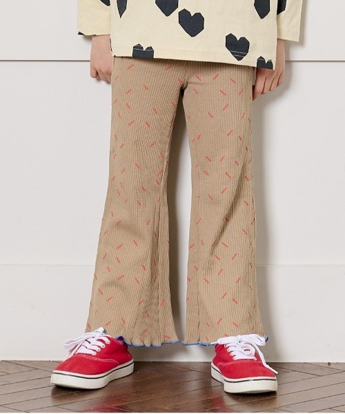HOGAN RANCH WEAR（ホーガンランチウエア）の「ワッフルメローフレアーパンツ（80～150cm）（その他パンツ・キッズ・ベージュ/オフホワイト/ブラック・100/110/120/130/140/150/80/90）」の3枚目の写真