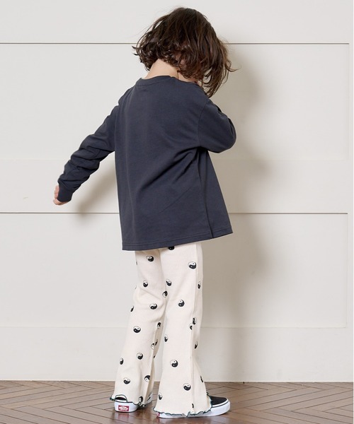 HOGAN RANCH WEAR（ホーガンランチウエア）の「ワッフルメローフレアーパンツ（80～150cm）（その他パンツ・キッズ・ベージュ/オフホワイト/ブラック・100/110/120/130/140/150/80/90）」の5枚目の写真