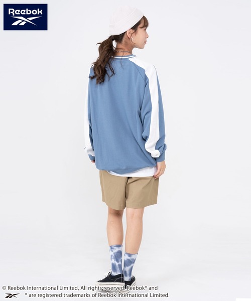 Reebok（リーボック）の「Reebok リーボック WEB限定 別注 ブランド ロゴ ワンポイント ライン ラグランスリーブ Vネック 裏毛 長袖 プルオーバー スウェット トレーナー（スウェット・メンズ・ブルー/ホワイト/ブラック・LL/M/L）」の15枚目の写真