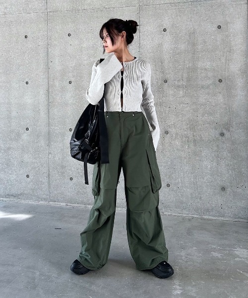 PAGEBOY（ページボーイ）の「ポケットデザインカーゴパンツ（カーゴパンツ・レディース・ホワイト/ブラック/カーキ・FREE）」の22枚目の写真