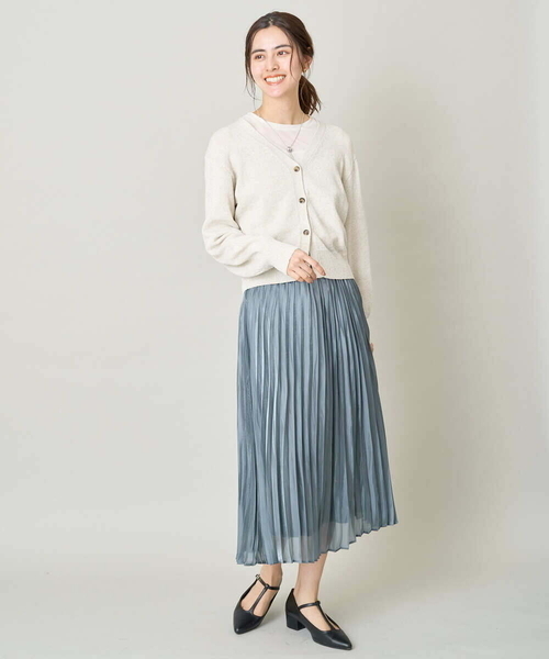 a.v.v（アーヴェヴェ）の「Tストラップパンプス（パンプス・レディース・ブラック・22.5/23.5/24.5）」の7枚目の写真