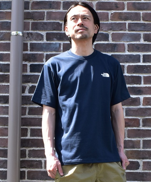 THE NORTH FACE(ザノースフェイス)の「THE NORTH FACE ザ・ノース・フェイス 半袖 Tシャツ ショートスリーブバンダナスクエアロゴティー NT32446(Tシャツ/カットソー・メンズ・ブラック/グレー/グレイッシュブルー/ホワイト/スモークグレー/ブラック×ブラック/ホワイト×ブラック/ネイビー/ダークパープル/グレー×サックスブルー・XL/L/M/S/XXL)」の20枚目の写真