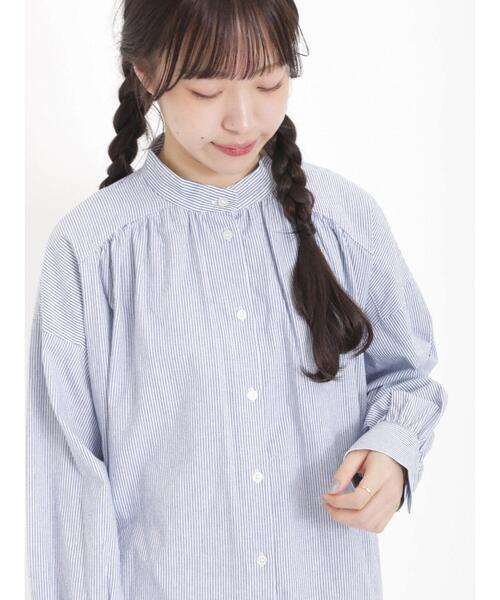 Samansa Mos2(サマンサ モスモス)の「スタンドネックギャザーチュニック(チュニック・レディース・オフホワイト/ブルー/グリーン/ネイビー・F)」の4枚目の写真