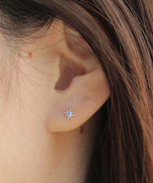 Peony(ピオニー)の「【Peony/ピオニー】/キラキラモチーフ ワンポイントピアス(ピアス(片耳用)・レディース・F/D/B/A/C/E・FREE)」の4枚目の写真