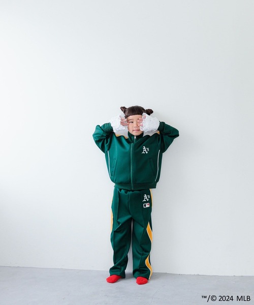 LOWRYS FARM（ローリーズファーム）の「ＭＬＢトラックパンツ　 106016（スウェットパンツ・キッズ・グリーン/レッド/ネイビー/アイボリー・120cm/140cm/150cm/130cm/110cm）」の14枚目の写真