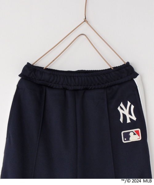 LOWRYS FARM（ローリーズファーム）の「ＭＬＢトラックパンツ　 106016（スウェットパンツ・キッズ・グリーン/レッド/ネイビー/アイボリー・120cm/140cm/150cm/130cm/110cm）」の21枚目の写真