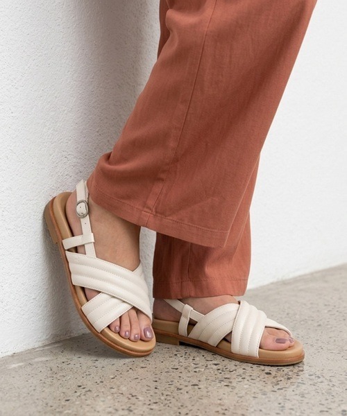 EMU Australia(エミューオーストラリア)の「Borradaile(サンダル・レディース・ブラック/ライトブラウン/ホワイト・5/6/7/8/9)」の1枚目の写真