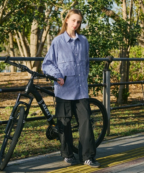 WETTEMPT(ウィテンプト)の「MULTI POCKET TUCK SHIRT/マルチポケットタックシャツ(シャツ/ブラウス・メンズ・オフホワイト/ブルー/サックスブルー/ダークグレー・LARGE/MEDIUM/SMALL)」の16枚目の写真