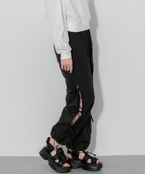 INGNI（イング）の「ボリュームレースUPスポサン（サンダル・レディース・オフホワイト/ブラック/ベージュ・M/L）」の8枚目の写真