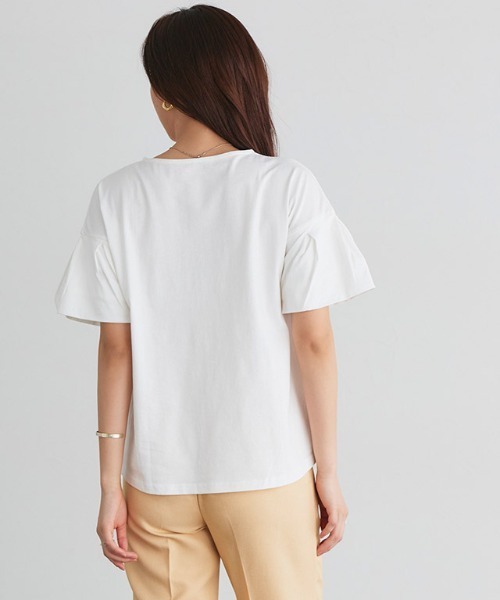 Pierrot(ピエロ)の「バルーンスリーブTシャツ(Tシャツ/カットソー・レディース・ブラック/グレー系その他/オフホワイト/ネイビー・M/L)」の17枚目の写真