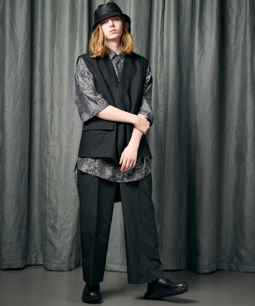 MAISON SPECIAL(メゾンスペシャル)の「《UNISEX》【LIMITED EDITION】Prime-Over Short Sleeve Shirt Coat/プライムオーバーショートスリーブシャツコート【MAISON SPECIAL/メゾンスペシャル】(シャツ/ブラウス・メンズ・オフホワイト/ダークブラック/チャコールグレー/ブルー/ブラック/ホワイト/ライトグレー/テラコッタ/ライトグリーン/パープル・1/2)」の16枚目の写真