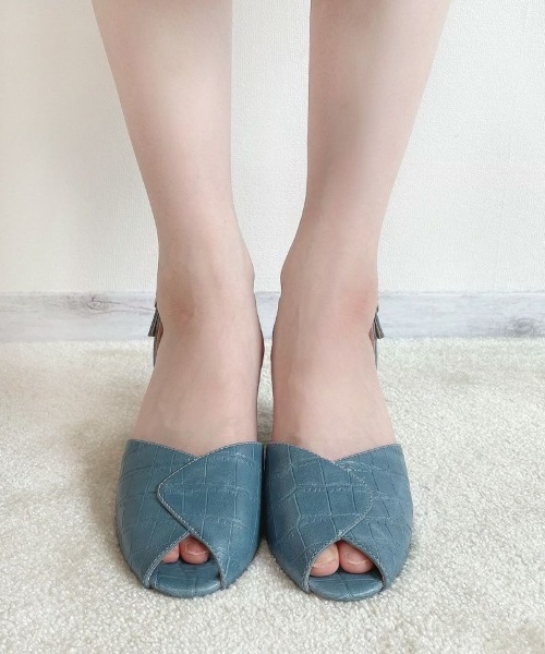 an another angelus（アンアナザーアンジェラス）の「クロコバックストラップサンダル/ananotherangelus（サンダル・レディース・ブラウン/ブラック/ブルーグリーン・M/L/S）」の4枚目の写真