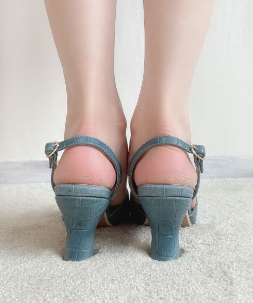 an another angelus（アンアナザーアンジェラス）の「クロコバックストラップサンダル/ananotherangelus（サンダル・レディース・ブラウン/ブラック/ブルーグリーン・M/L/S）」の6枚目の写真