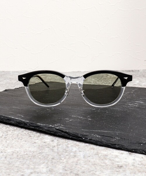 NOLLEY’S（ノーリーズ）の「THOMAS ボストン/ウェリントン カラーレンズ サングラス（サングラス・メンズ・ブラック・FREE）」の2枚目の写真