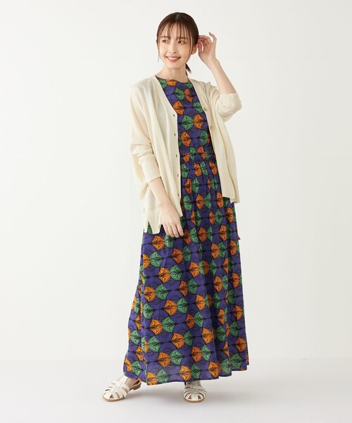 SHIPS Colors（シップス カラーズ）の「SHIPS Colors:〈手洗い可能〉シャイニー シアー ポンチョ カーディガン（カーディガン/ボレロ・レディース・オフホワイト/ブラック/ブラウン・ONE SIZE）」の16枚目の写真